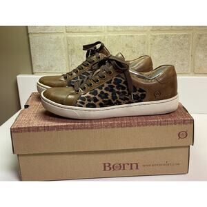 Women's Born Light Brown Leopard Fabric Lace-Up Leather Sneakers 6.5M